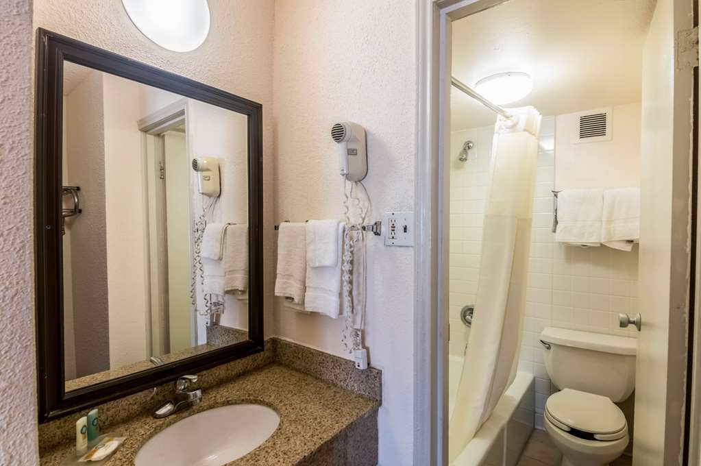 Texas Inn & Suites Denton Szoba fotó